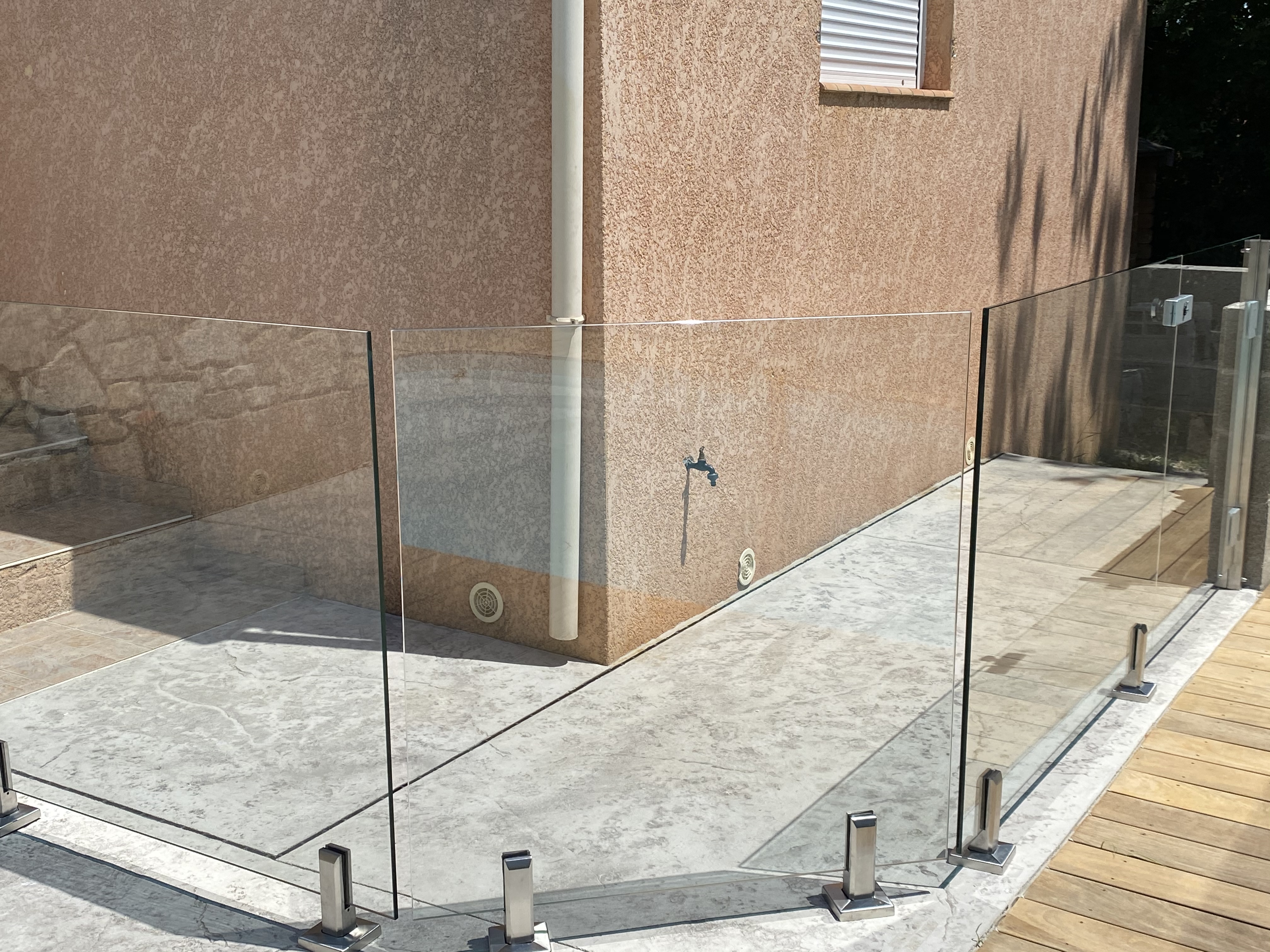 Garde corps en verre à Nîmes