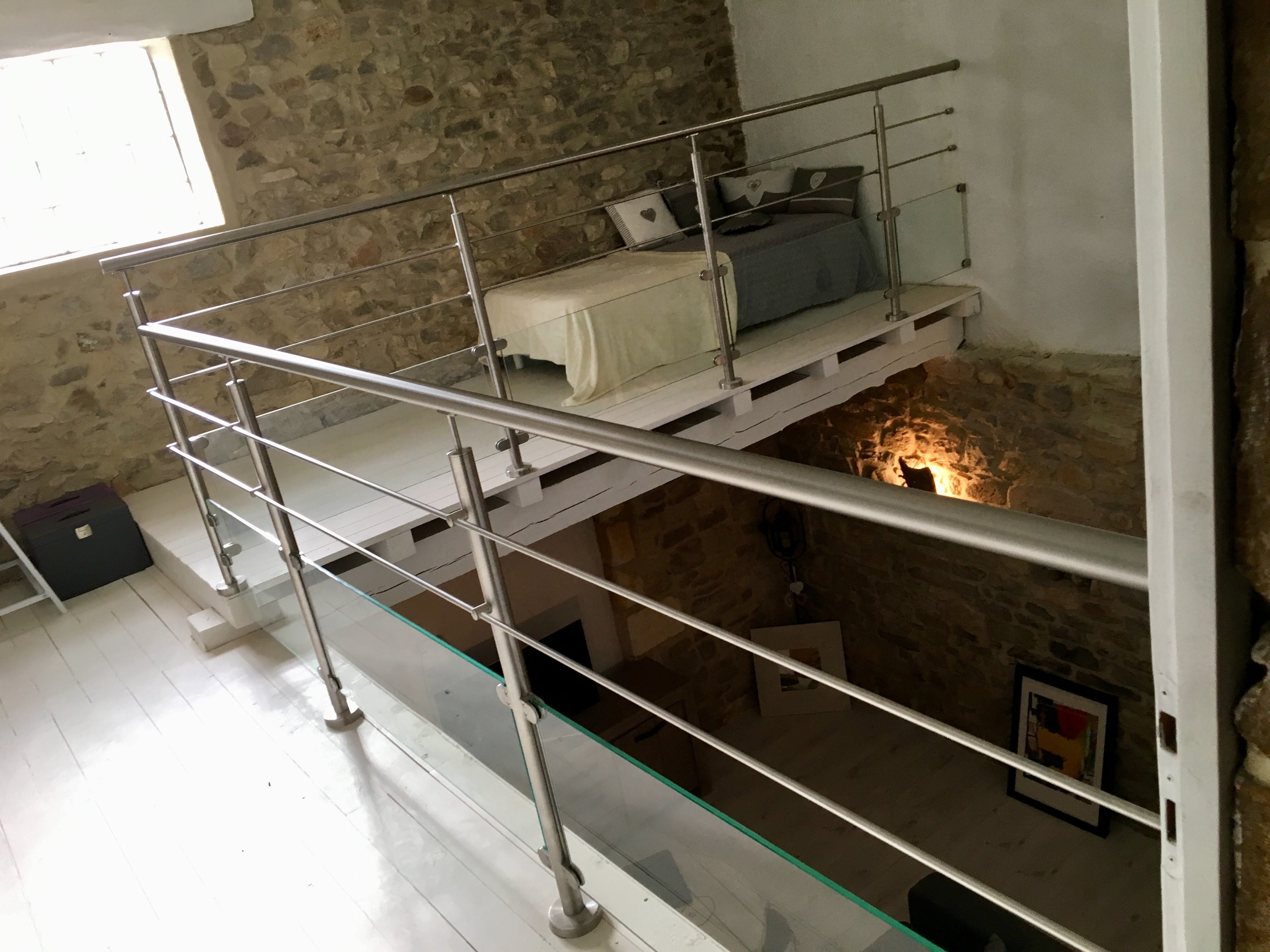 Garde corps inox pour sécuriser une mezzanine près de Nîmes