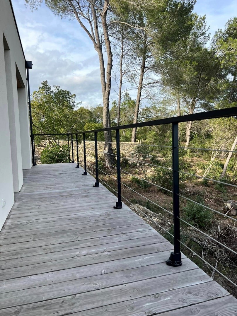 rambarde en aluminium à Frontignan près de Sète pour un particulier par notre professionnel Alain Baraona