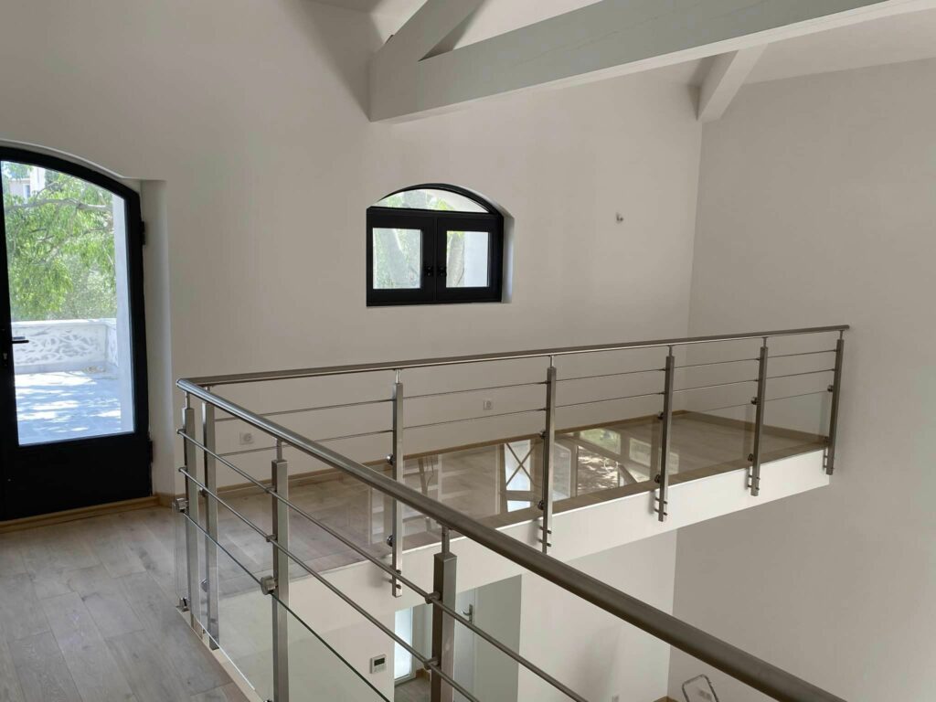 garde-corps  en inox  d'une habitation   à Nîmes près de Montpellier  pour un particulier par Alain Baraona
