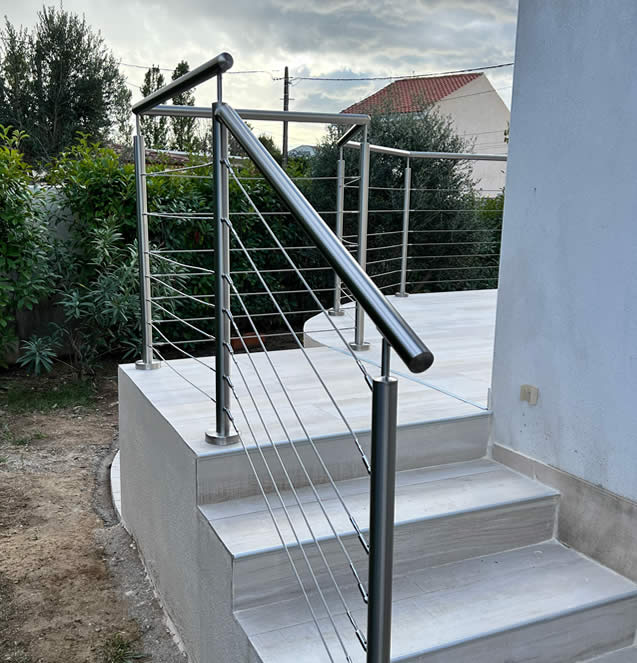 garde-corps avec câbles en inox
